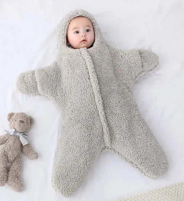 Soft Minimalist Baby Quilt – Comfort for Newborns